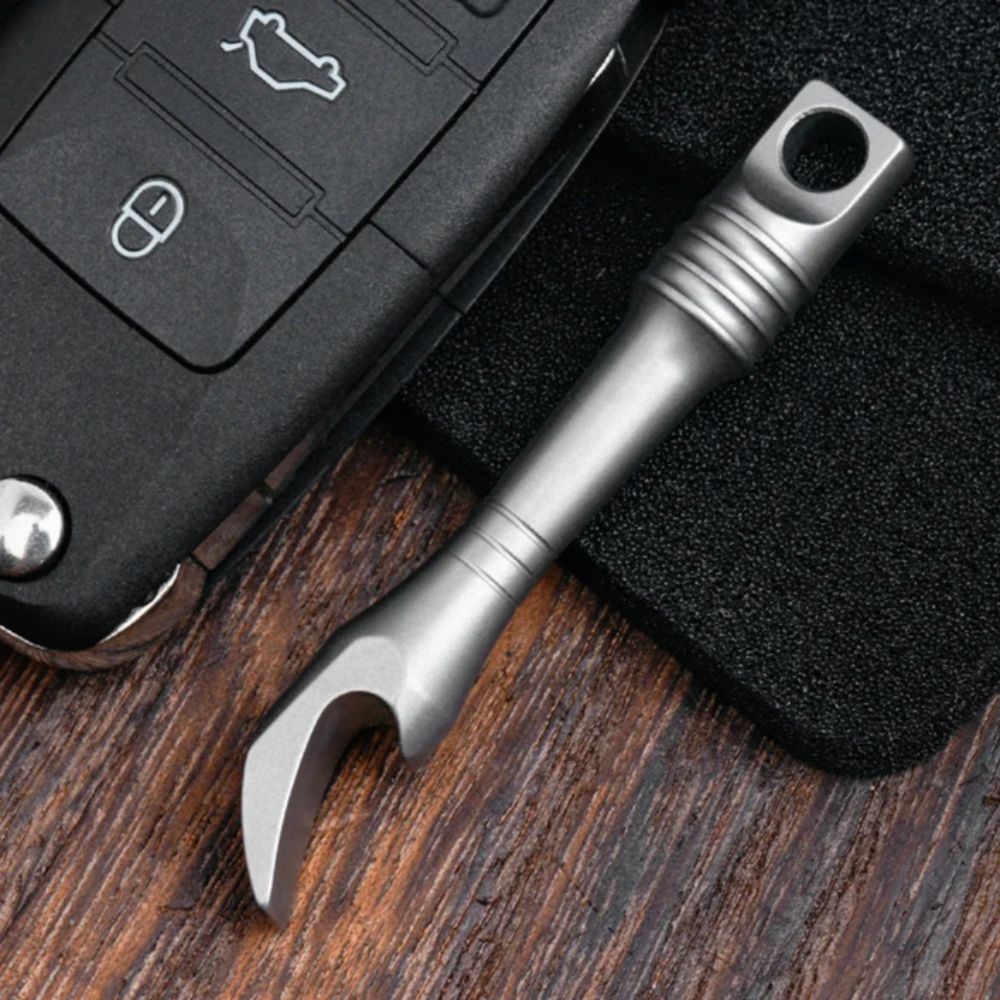 Titanium Alloy Mini Keychain M - Titanium Pry Bar ulasan dan harga